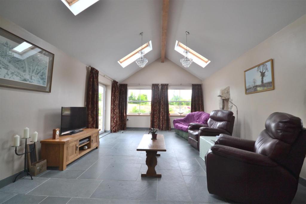 4 bedroom detached bungalow for sale in Breage, Helston, TR13