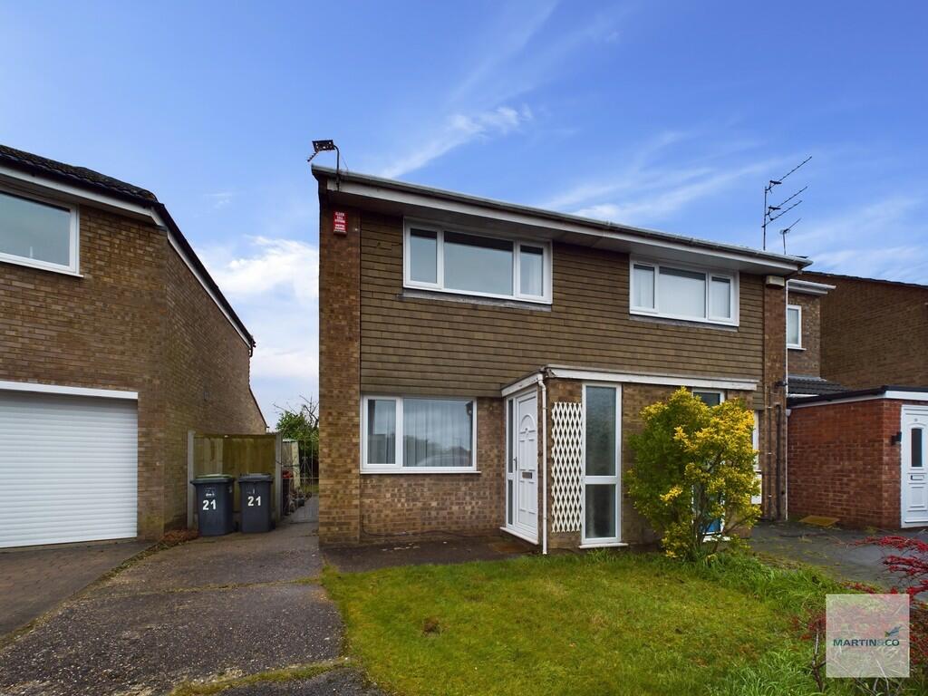 2 bedroom semidetached house for sale in Westray Close, Bramcote, NG9