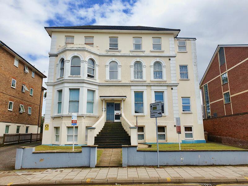 Studio flat for rent in Surbiton Road, Kingston, KT1