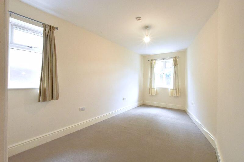 Main image of property: 89a Amis Avenue, West Ewell KT19