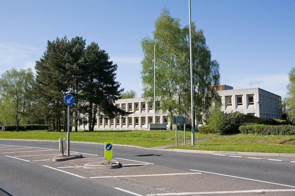 Office to lease in Roman House, Botley Road, North Baddesley, SO52 9AB