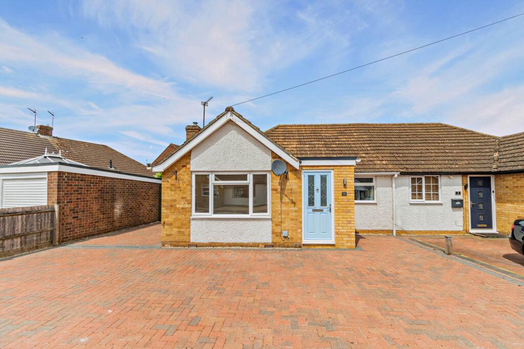 Main image of property: Larksfield Road, Banbury