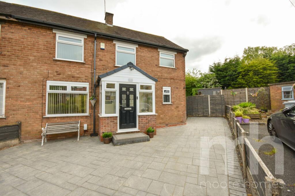 3 bedroom semidetached house for sale in WARREN CLOSE, Poynton, SK12