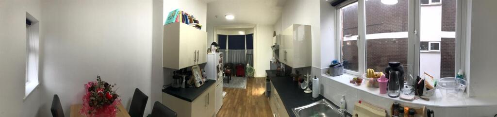 Additional property image - 1 bed flat, Coppice Road
