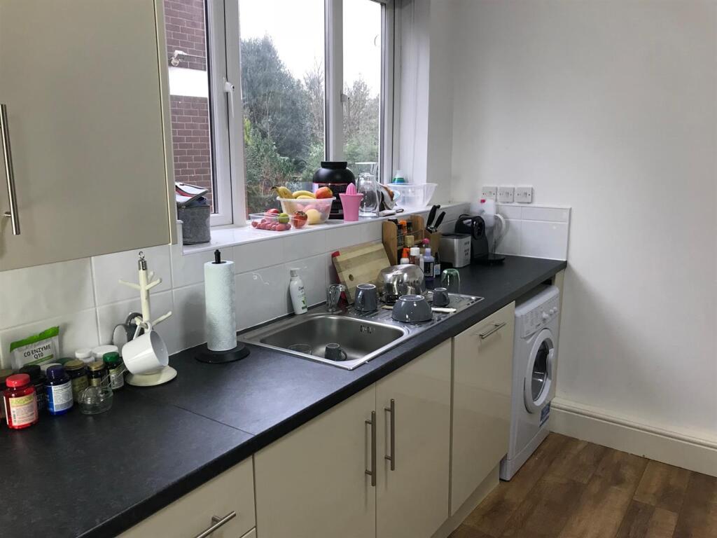 Additional property image - 1 bed flat, Coppice Road