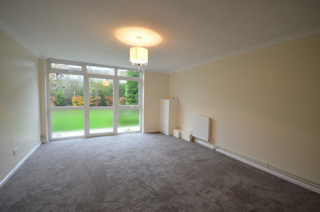 Main image of property: Goral Mead, Rickmansworth, Hertfordshire