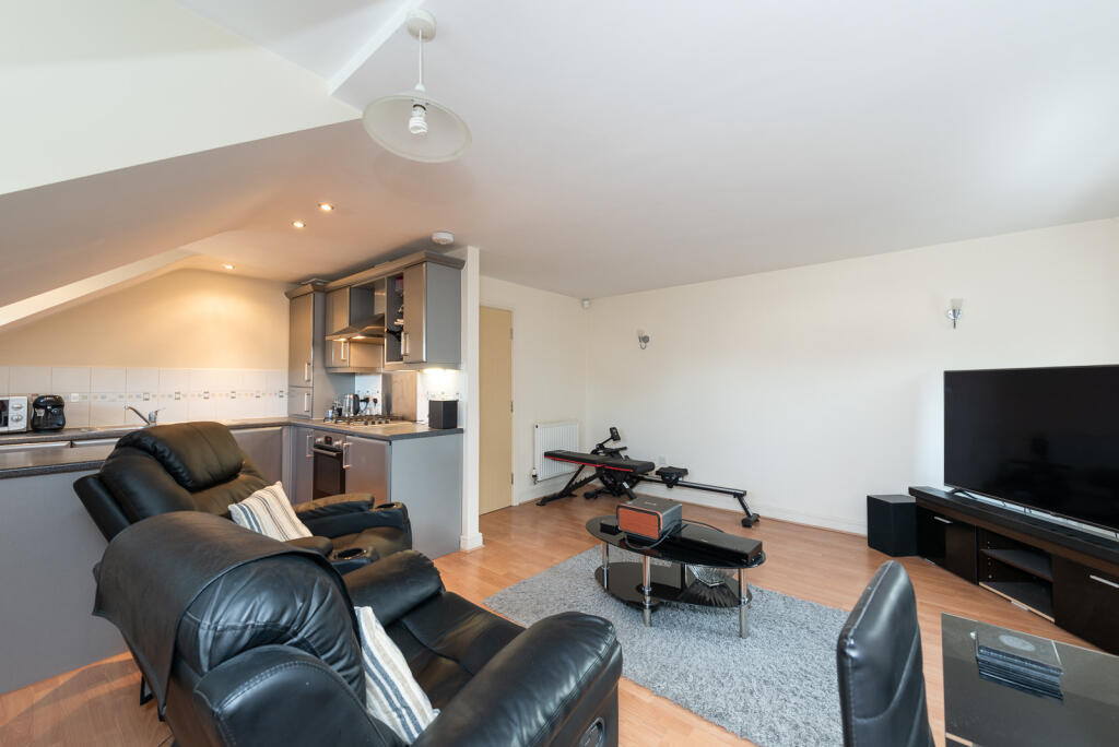Additional image 3 of The Links, Howbeck Road, Prenton, Merseyside, CH43