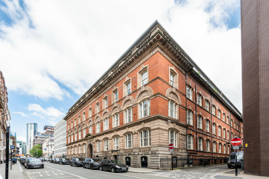 Main image of property: Albany Courtyard, 8 Old Hall Street, Liverpool, Merseyside, L3