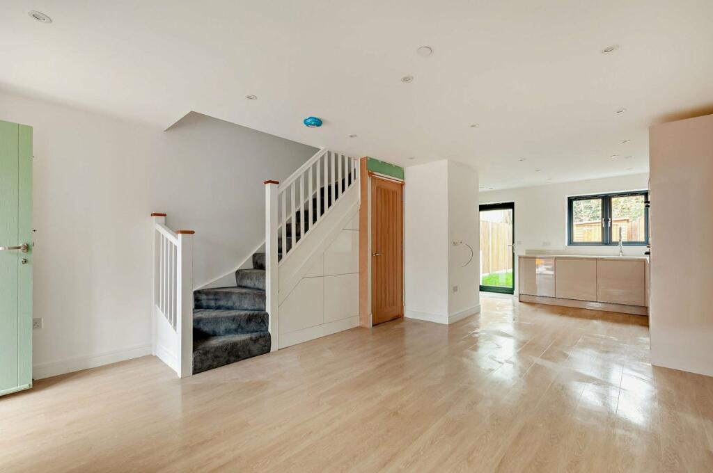Additional property image - Tivoli Park Gardens, Margate, CT9