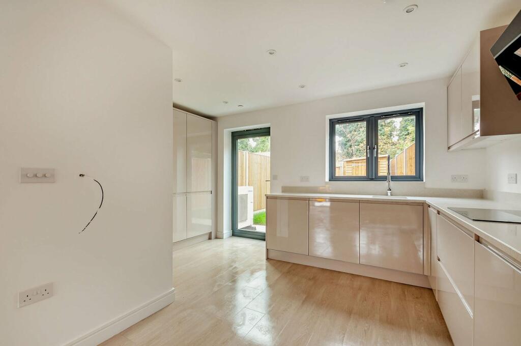 Additional property image - Tivoli Park Gardens, Margate, CT9