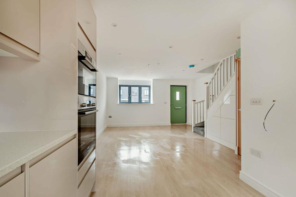 Additional property image - Tivoli Park Gardens, Margate, CT9