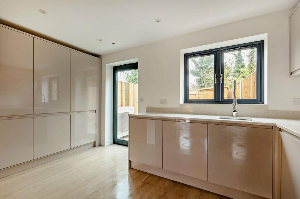 Additional property image - Tivoli Park Gardens, Margate, CT9