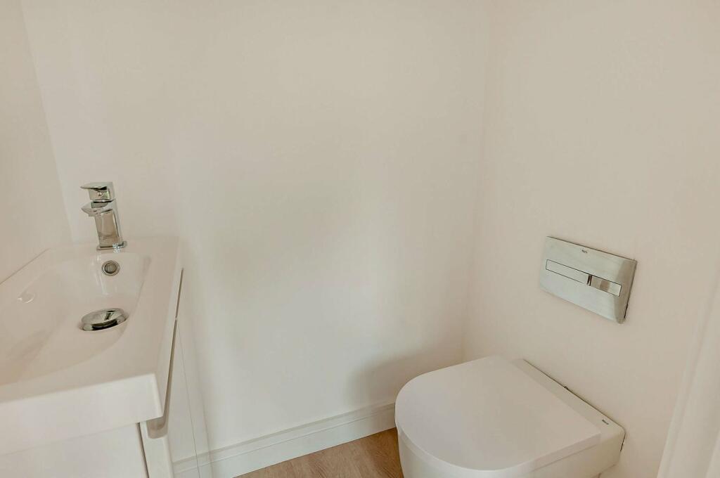 Additional property image - Tivoli Park Gardens, Margate, CT9