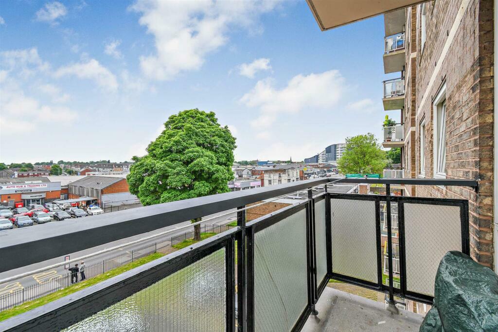 Additional property image - Spon Lane, West Bromwich, B70