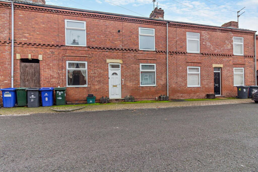 2 bedroom terraced house