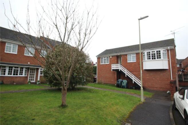 Main image of property: Bearwood Gardens, Fleet, GU51