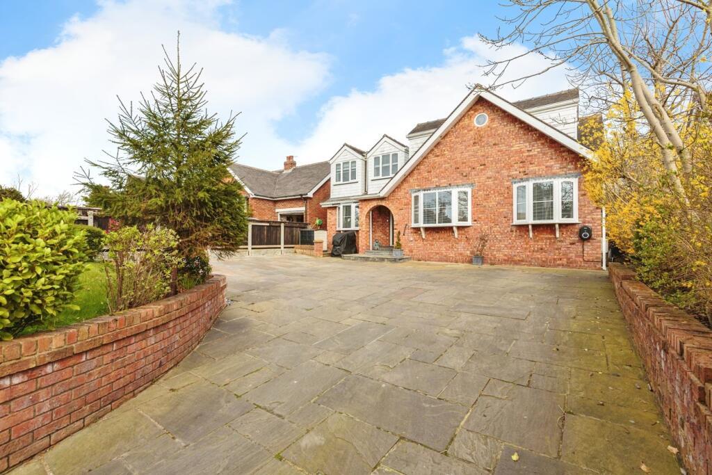 Main image of property: Park Lane, Preesall, Poulton-le-Fylde, FY6