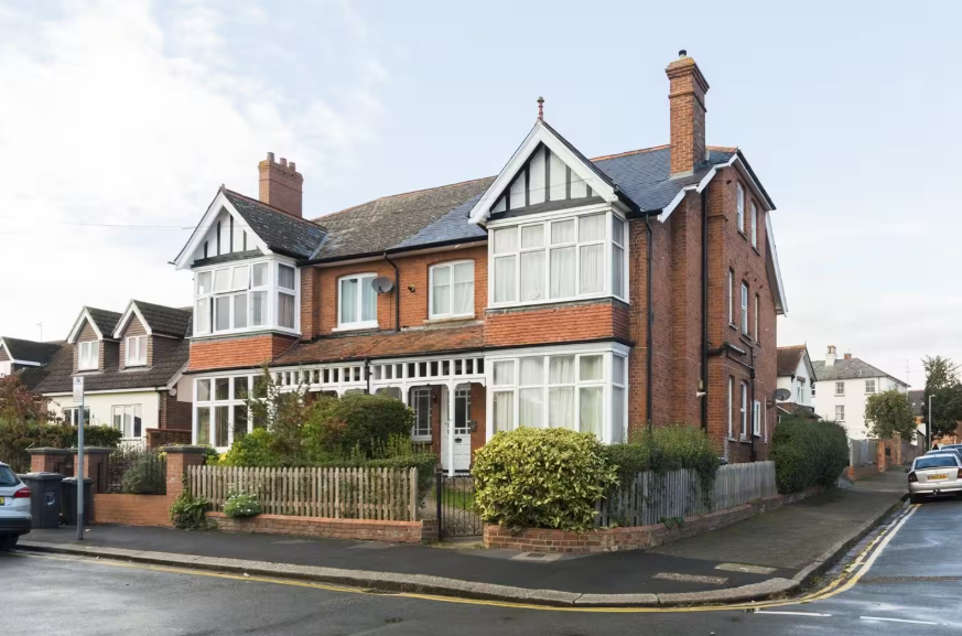 Main image of property: Mansfield Road, Reading, RG1