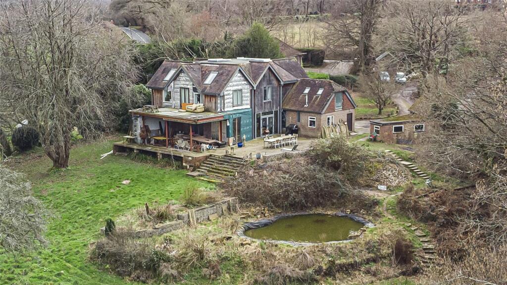 6 bedroom detached house for sale in Hartfield Road, Forest Row, East