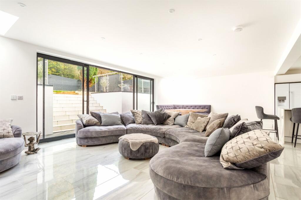 Additional property image - Eastwick Close, Brighton, BN1