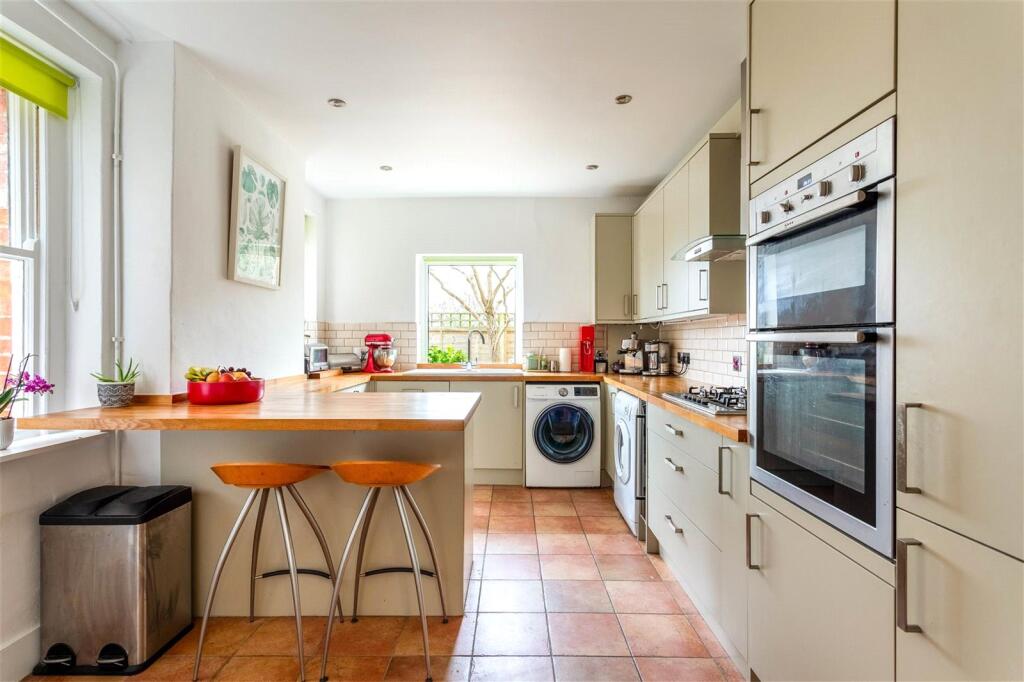 Additional property image - Surrenden Road, Brighton, BN1