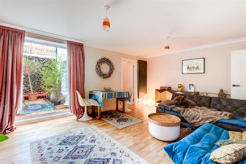 Main image of property: Compton Avenue, Brighton, BN1
