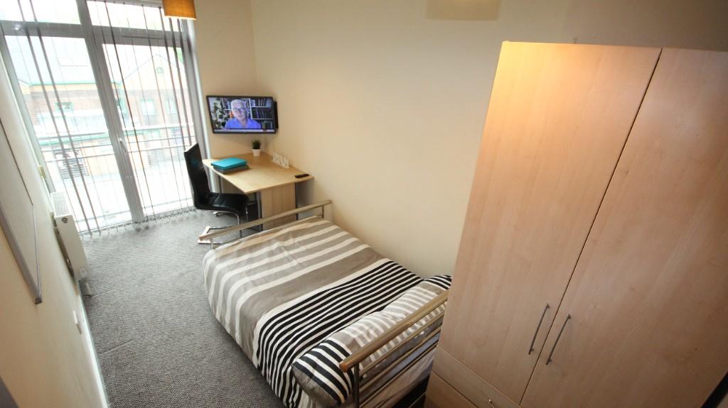 Main image of property: 9 Broom Street - STUDENT HOUSE- From 01/07/26 until 27/06/27