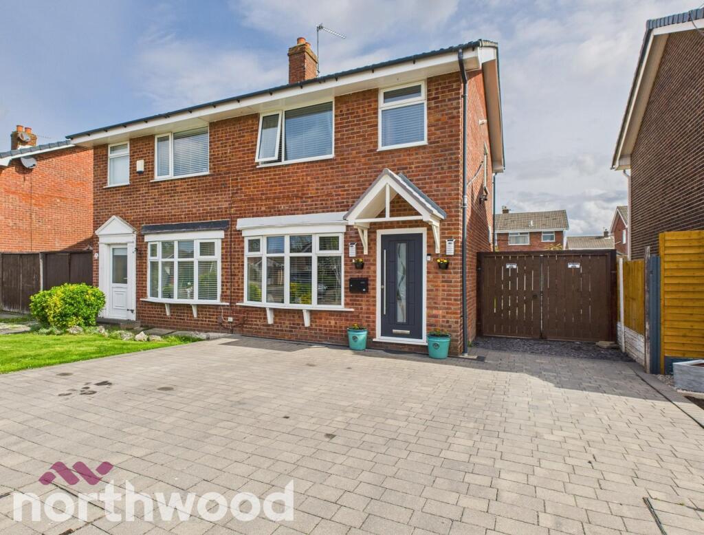 Main image of property: Ovington Drive, Kew, Southport, PR8