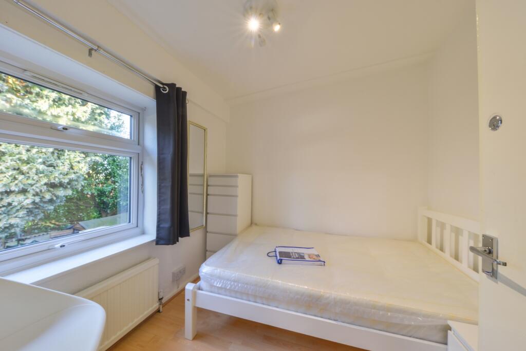 Additional property image - Shallcross Crescent, Hatfield, AL10