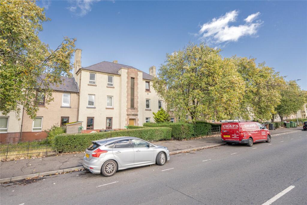 Main image of property: 43/2 Craigentinny Road, Edinburgh, EH7