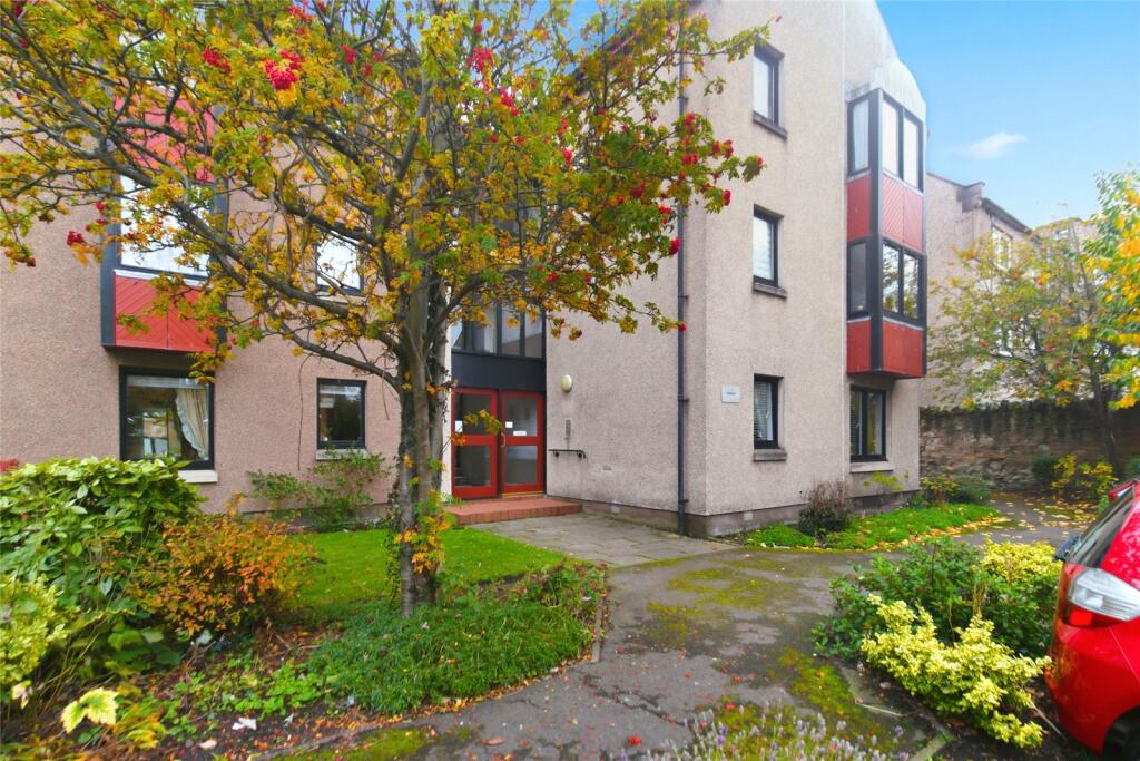 Main image of property: 2/2 Tarrant, Gracefield Court, Musselburgh, EH21