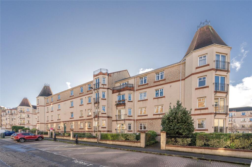 Main image of property: 25/4 Sinclair Place, Edinburgh, EH11