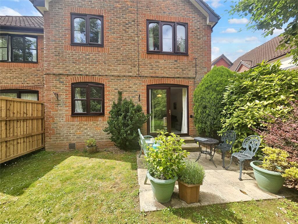 Main image of property: Spring Meadows, New Road, Midhurst, West Sussex, GU29