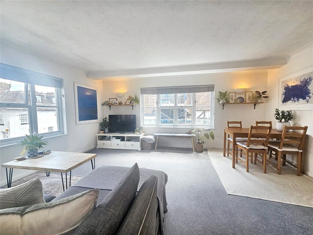 Main image of property: Drake Cottage, Duck Lane, Midhurst, West Sussex, GU29
