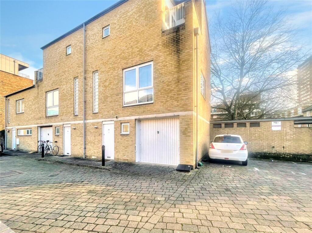 Main image of property: Printers Mews, London, E3