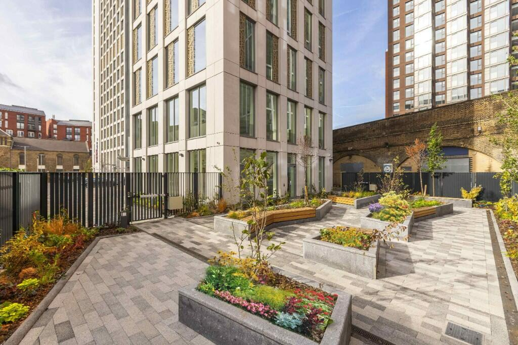 Main image of property: Miles Yard, 6 Miles Street, Vauxhall, London, SW8 1RP