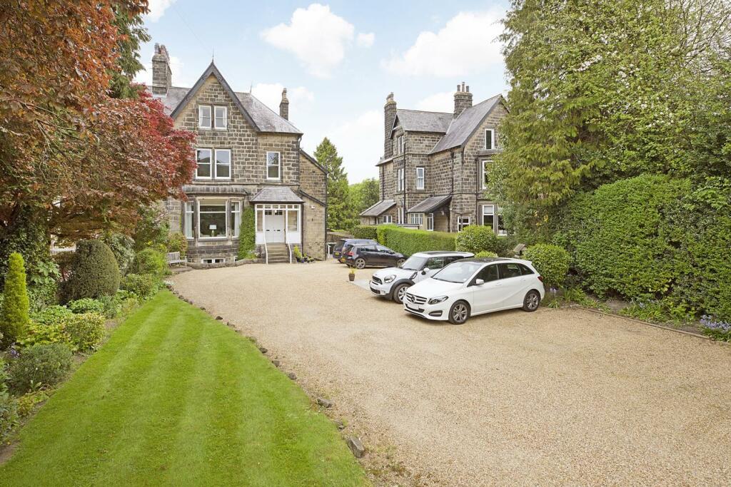 2 bedroom apartment for sale in Skipton Road, Ilkley, LS29
