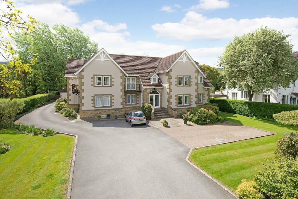 3 bedroom duplex for sale in Denton Road, Ilkley, LS29