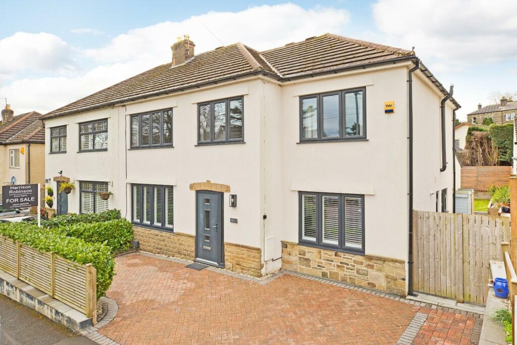 4 bedroom semi-detached house for sale in Newfield Drive, Menston, Ilkley, LS29