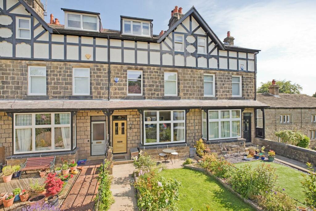 5 bedroom terraced house for sale in Longcroft Road, Ilkley, LS29