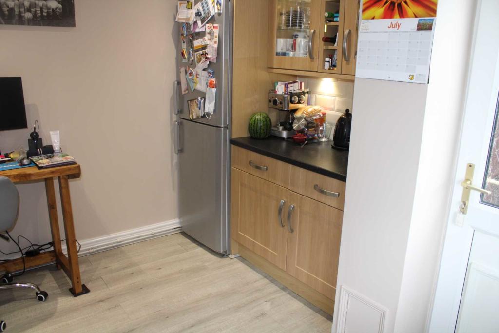 3 bedroom semidetached house for sale in Broadway, Royton, OL2