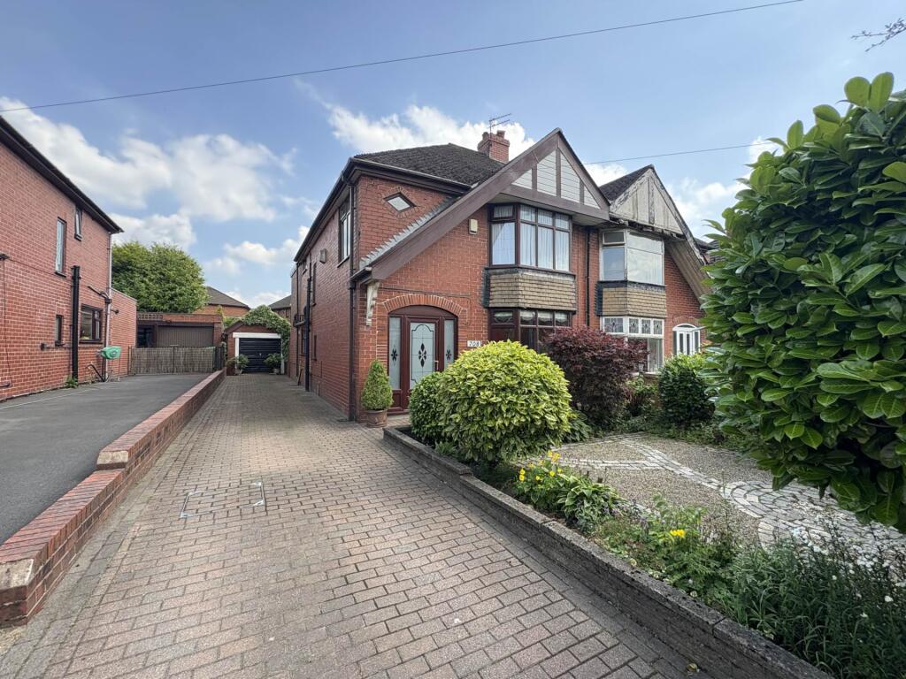 Main image of property: Ripponden Road, Oldham