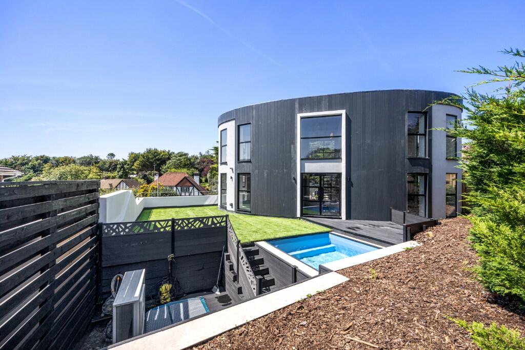Main image of property: Woodland Drive, Hove, East Sussex, BN3