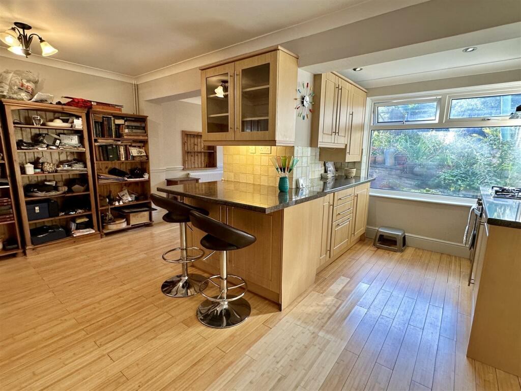 Additional property image - Foredrift Close, Southcrest, Redditch