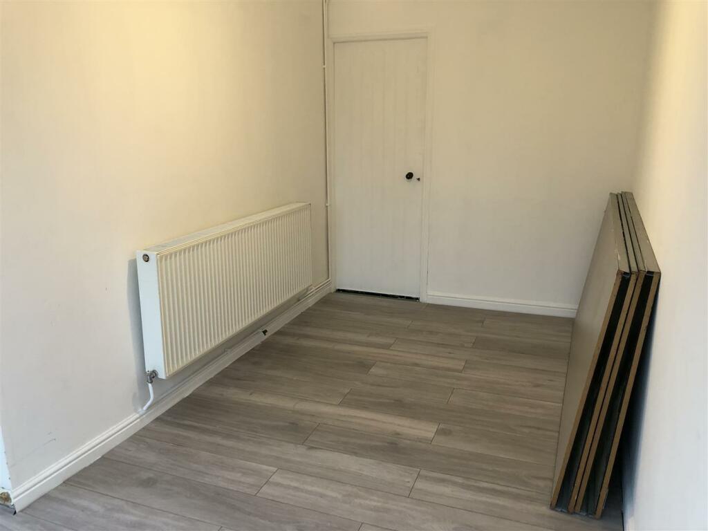 Additional property image - Castle Road, Alcester