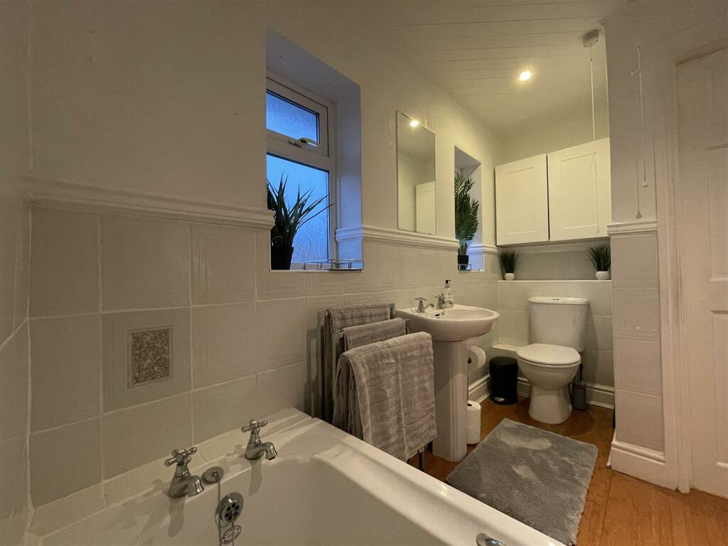 Additional property image - Castle Road, Alcester