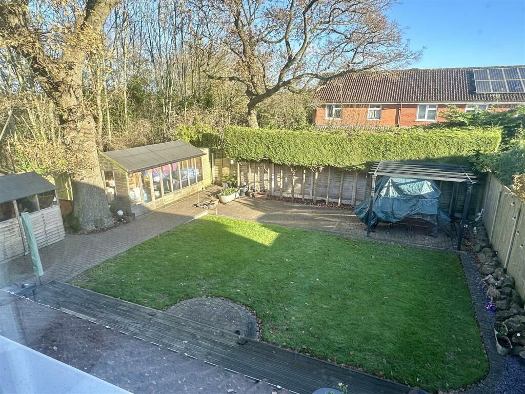 Additional property image - Coleshill Close, Hunt End, Redditch