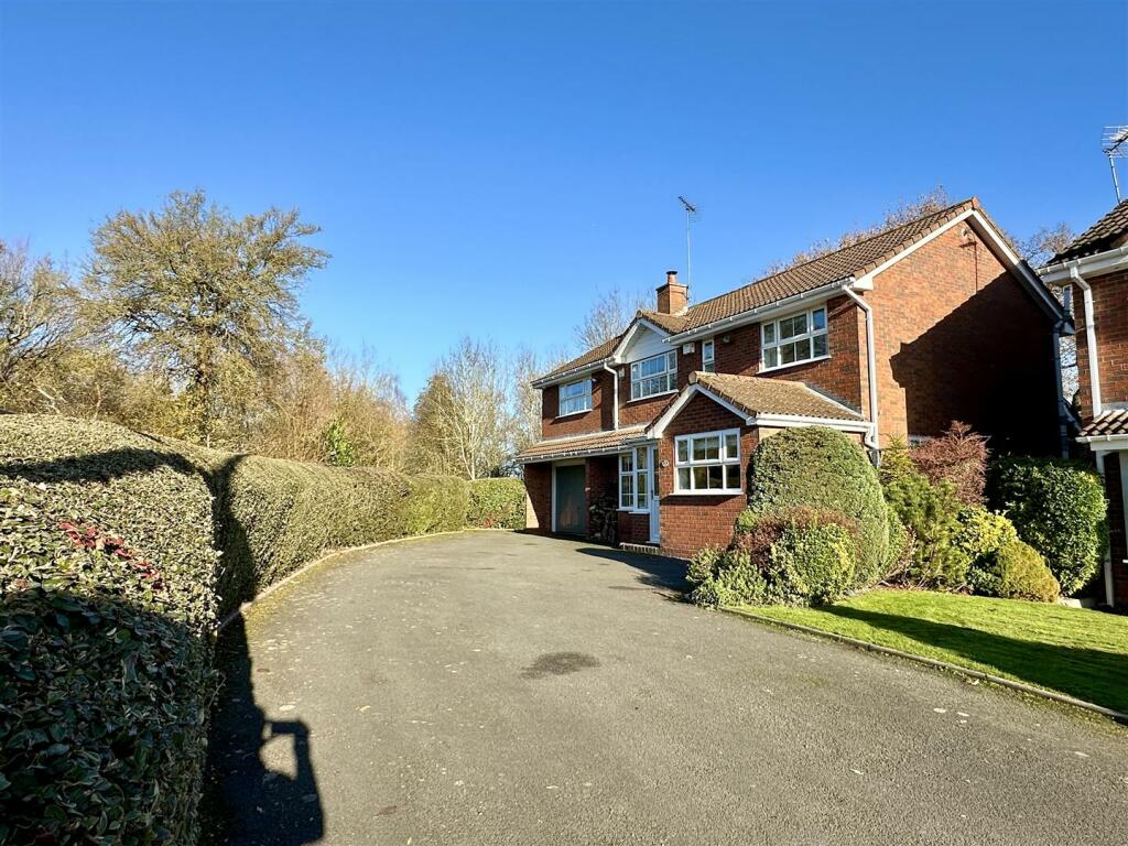 Additional property image - Coleshill Close, Hunt End, Redditch