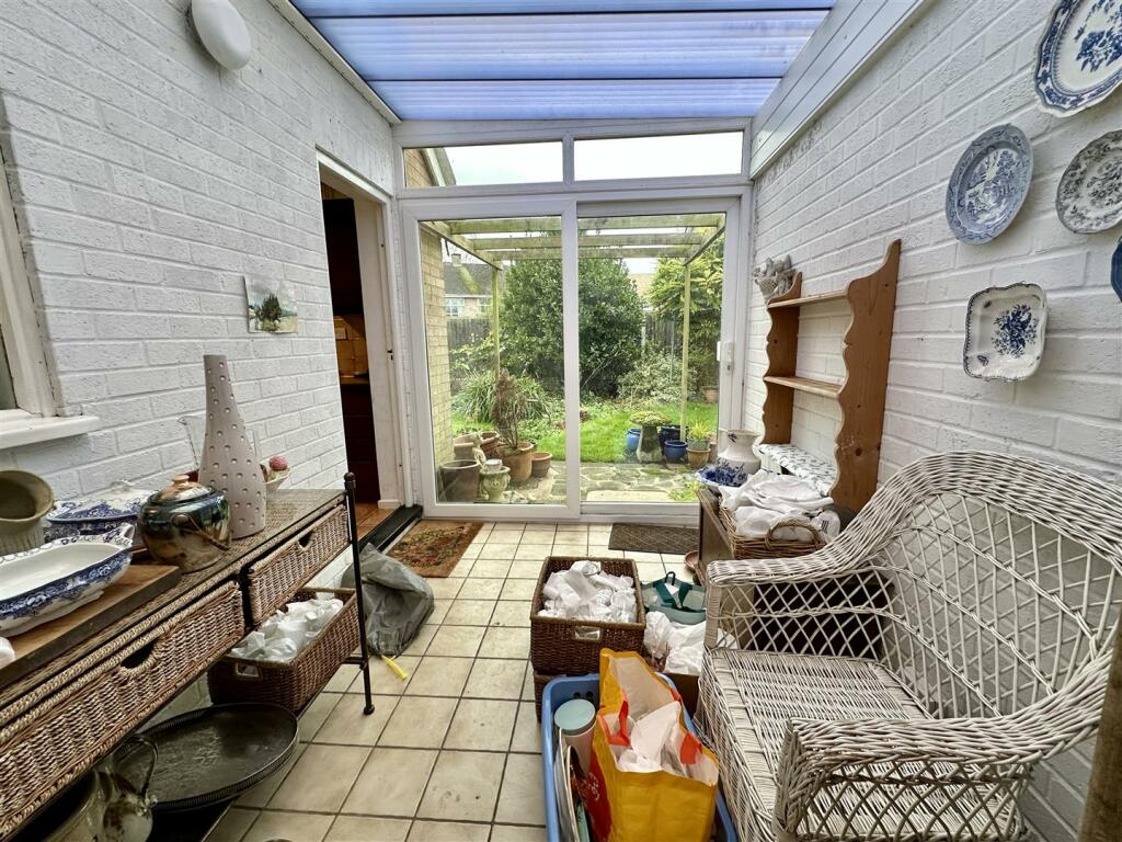 Additional property image - Moorfield Road, Alcester