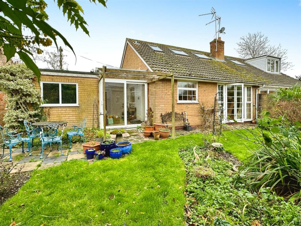 Additional property image - Moorfield Road, Alcester